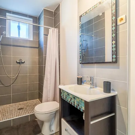 Apartamento A 5 Min Des Arenes *